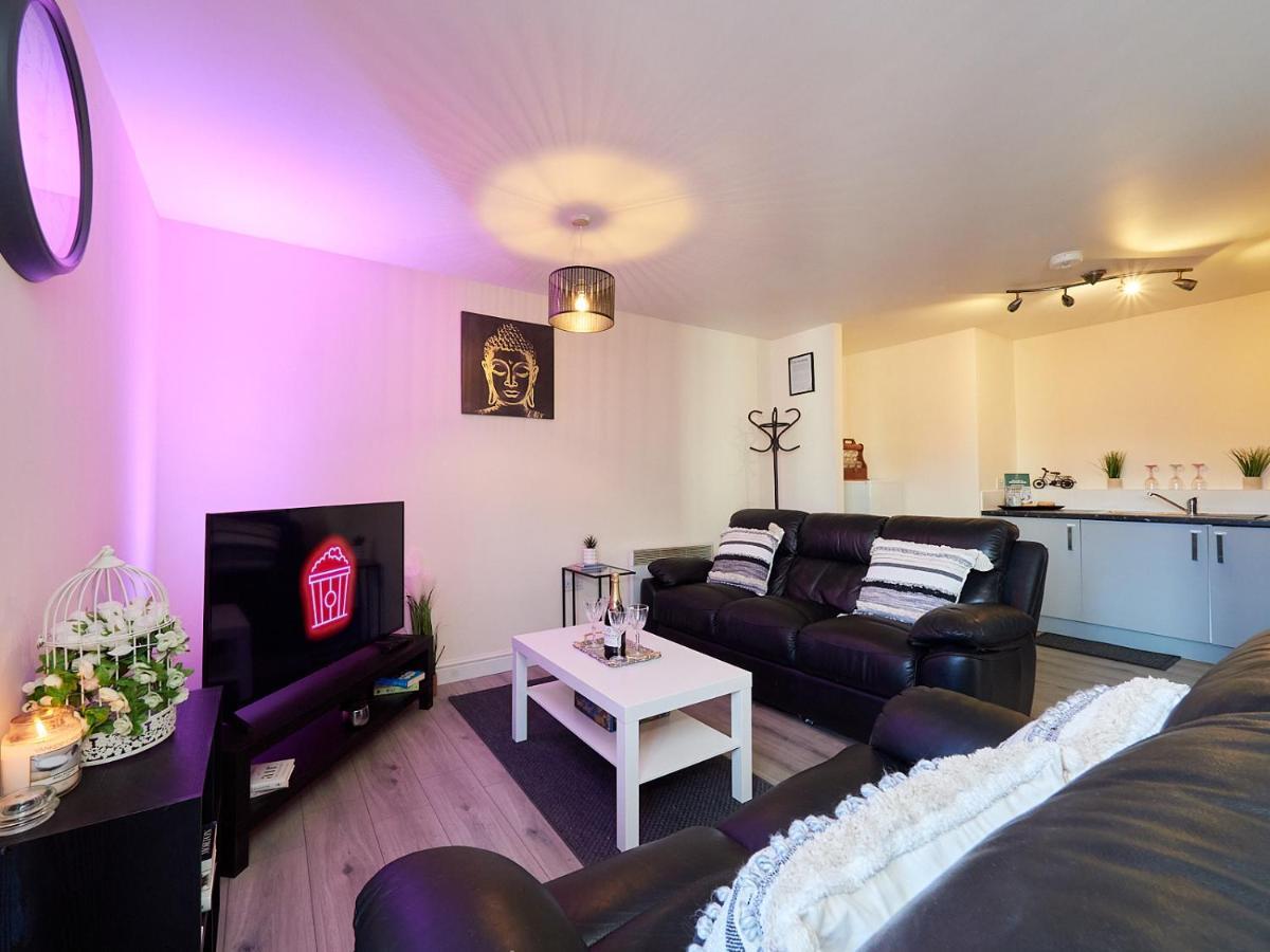 Beauchamp Suite In Coventry City Centre Cv1 For Contractors Professionals Tourists Relocators Students And Family Eksteriør bilde